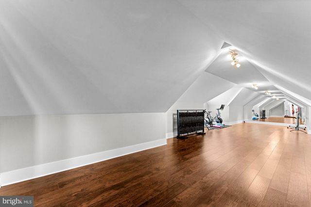 9222 BRIAN DR, Vienna, VA 22180