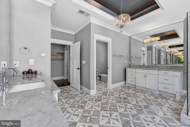 9222 BRIAN DR, Vienna, VA 22180