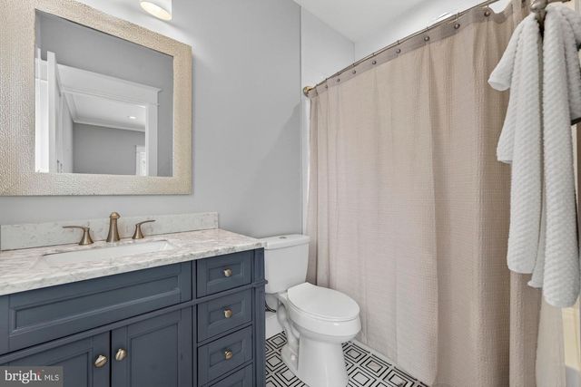 9222 BRIAN DR, Vienna, VA 22180