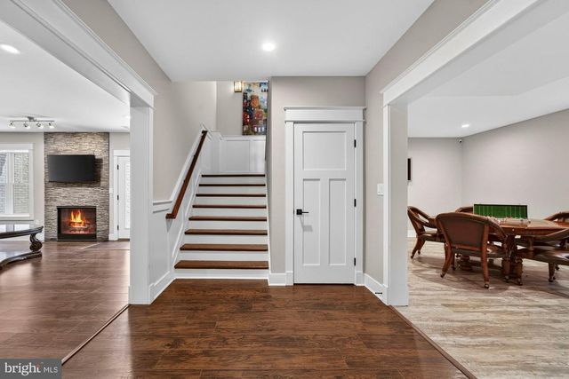 9222 BRIAN DR, Vienna, VA 22180