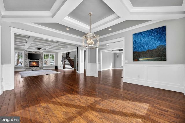 9222 BRIAN DR, Vienna, VA 22180