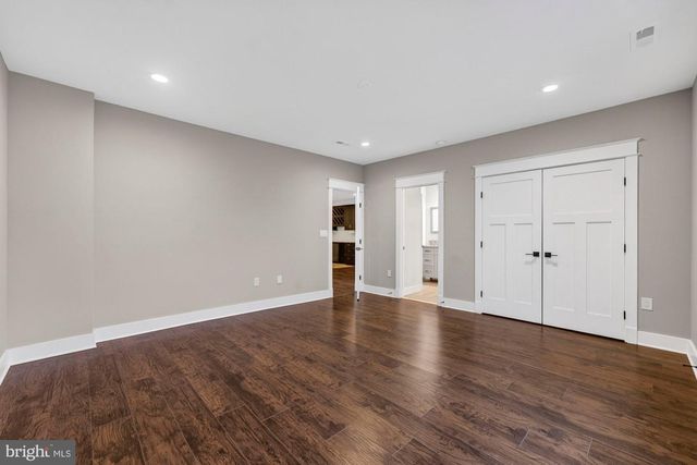 9222 BRIAN DR, Vienna, VA 22180