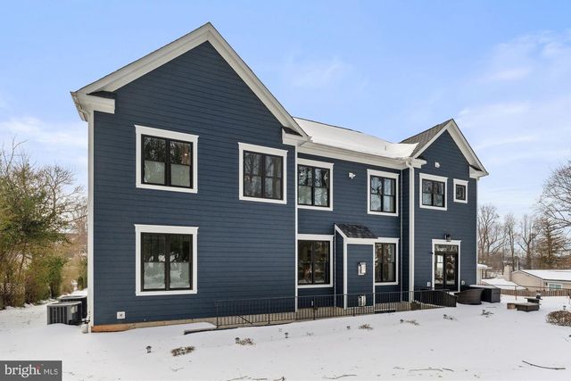 9222 BRIAN DR, Vienna, VA 22180