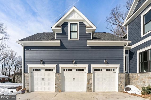 9222 BRIAN DR, Vienna, VA 22180