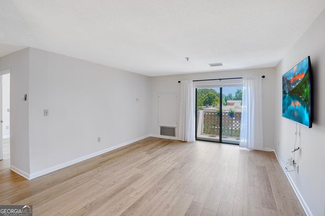 300 Johnson Ferry Road NE B406, Atlanta, GA 30328