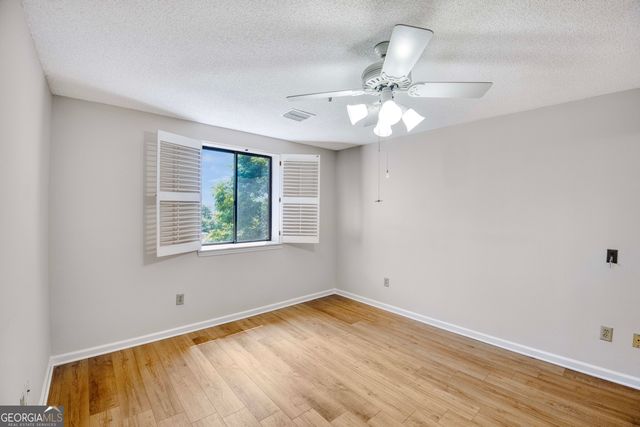 300 Johnson Ferry Road NE B406, Atlanta, GA 30328