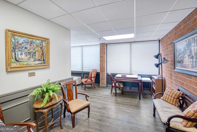 300 Johnson Ferry Road NE B406, Atlanta, GA 30328