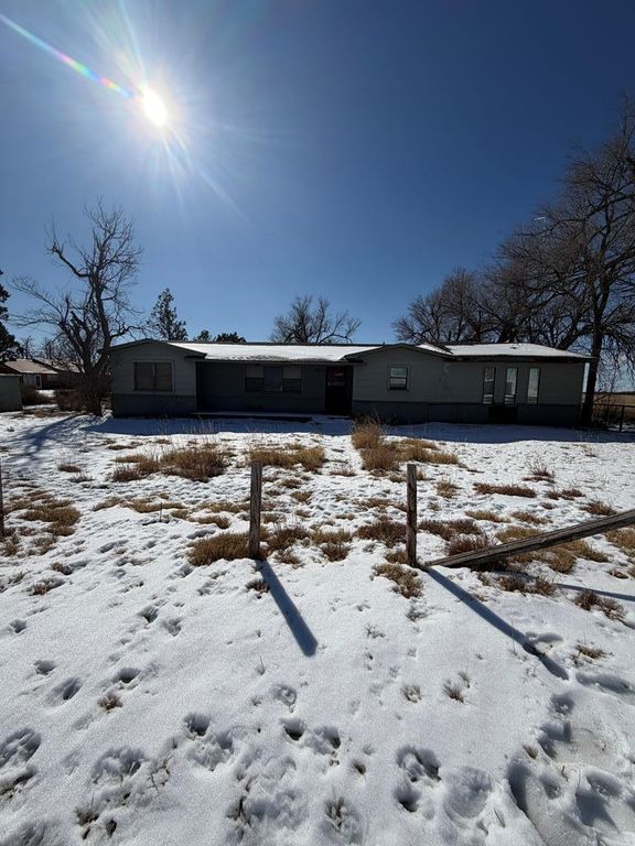 Image 1 of property listing at 14103 County Rd 2214, Fluvanna, TX 79517