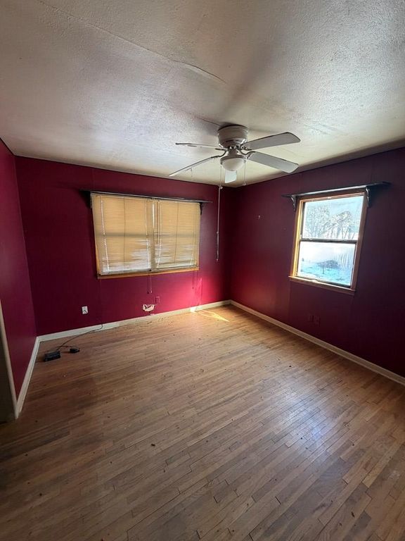 Image 11 of property listing at 14103 County Rd 2214, Fluvanna, TX 79517