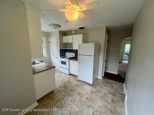 524 Lincoln Avenue, Lansing, MI 48910