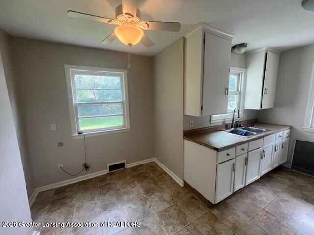 524 Lincoln Avenue, Lansing, MI 48910