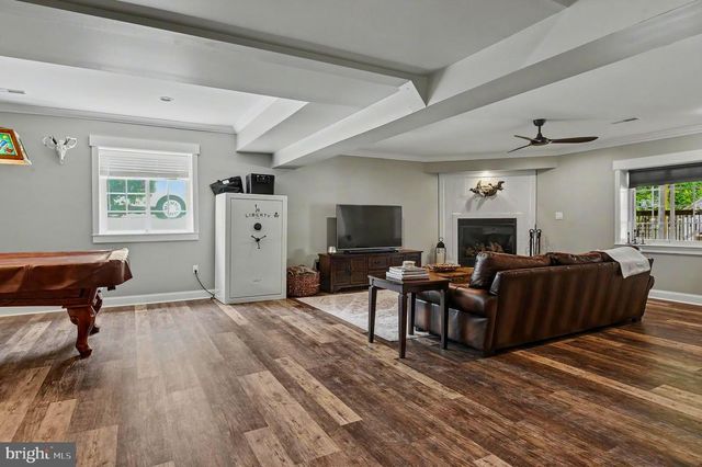 110 SUNWAY DR, Newark, DE 19711
