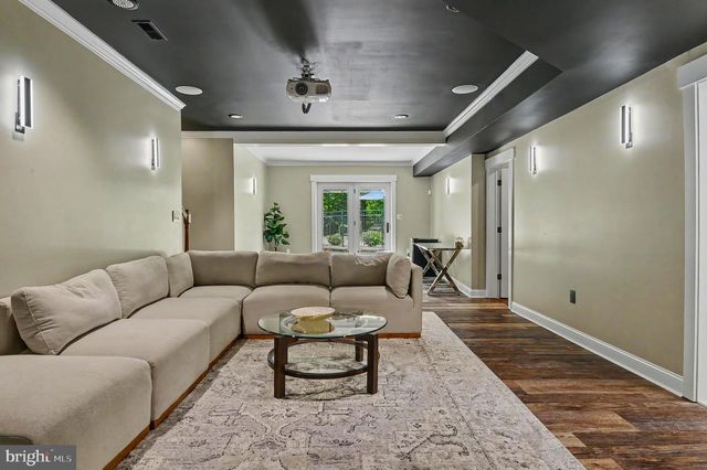 110 SUNWAY DR, Newark, DE 19711