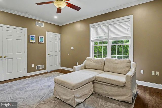 110 SUNWAY DR, Newark, DE 19711
