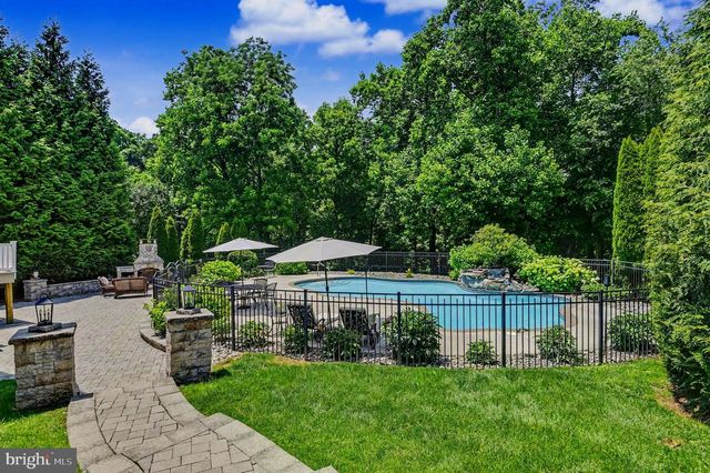 110 SUNWAY DR, Newark, DE 19711
