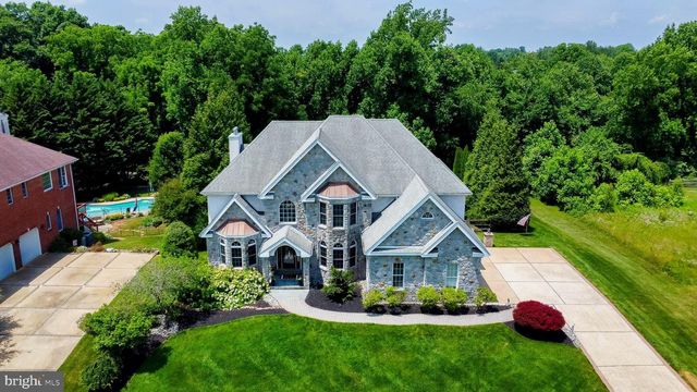 110 SUNWAY DR, Newark, DE 19711