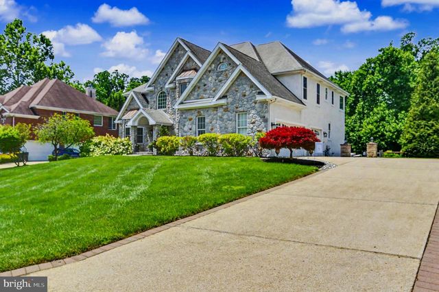 110 SUNWAY DR, Newark, DE 19711