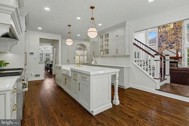 110 SUNWAY DR, Newark, DE 19711