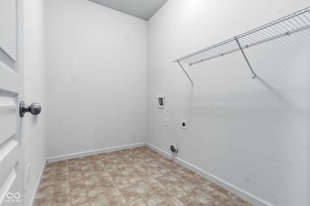 12684 Castle Pine Drive, Noblesville, IN 46060