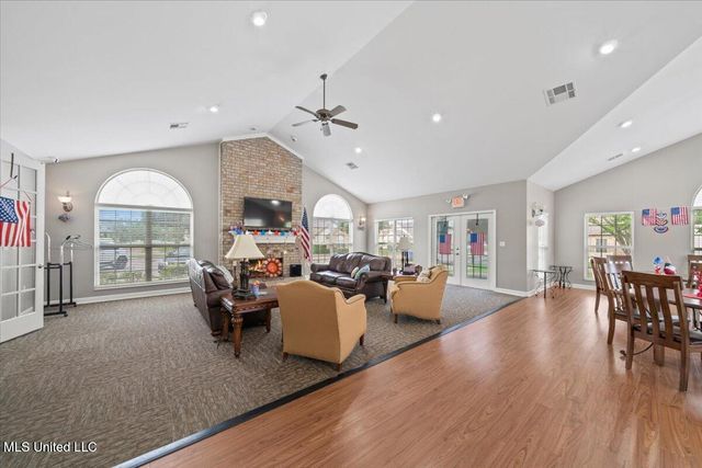 8710 Parkview Oaks Circle, Olive Branch, MS 38654