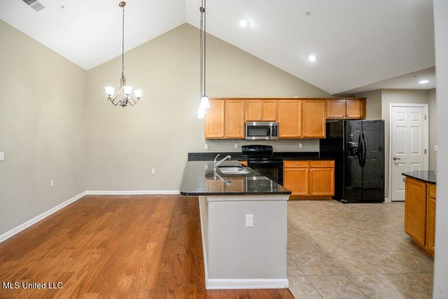 8710 Parkview Oaks Circle, Olive Branch, MS 38654