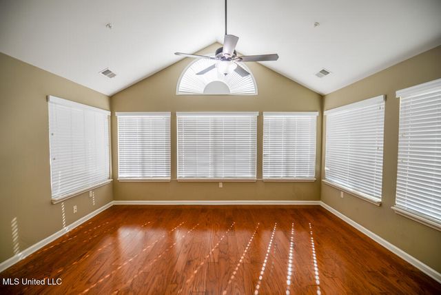 8710 Parkview Oaks Circle, Olive Branch, MS 38654