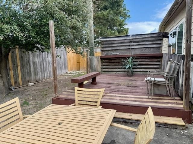 15843 Lost Anchor Way Lane, Houston, TX 77044