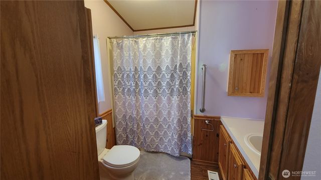151 W Nikula Road, Winlock, WA 98596