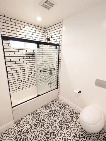 2746 Thurman Avenue, Los Angeles, CA 90016