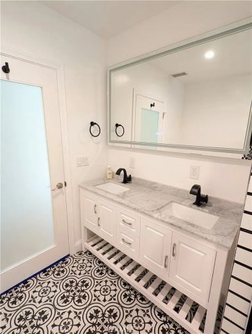 2746 Thurman Avenue, Los Angeles, CA 90016