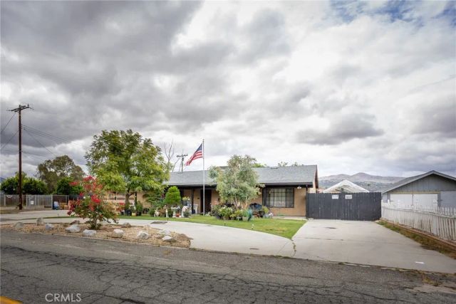 42385 Mayberry, Hemet, CA 92544