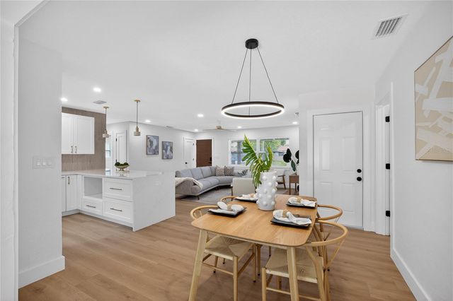 2091 62ND PLACE S, St Petersburg, FL 33712