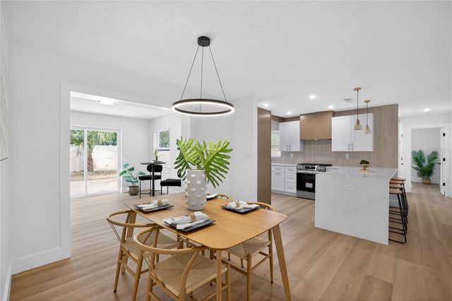 2091 62ND PLACE S, St Petersburg, FL 33712