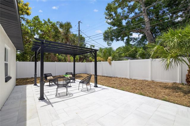 2091 62ND PLACE S, St Petersburg, FL 33712