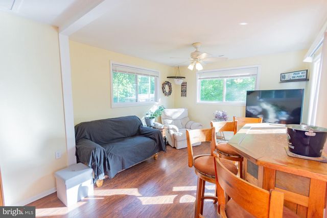 475 GRAY FOX RD, Harpers Ferry, WV 25425