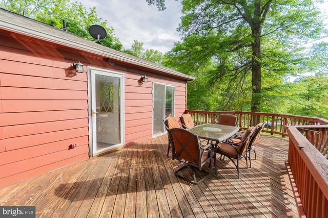 475 GRAY FOX RD, Harpers Ferry, WV 25425