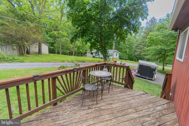475 GRAY FOX RD, Harpers Ferry, WV 25425