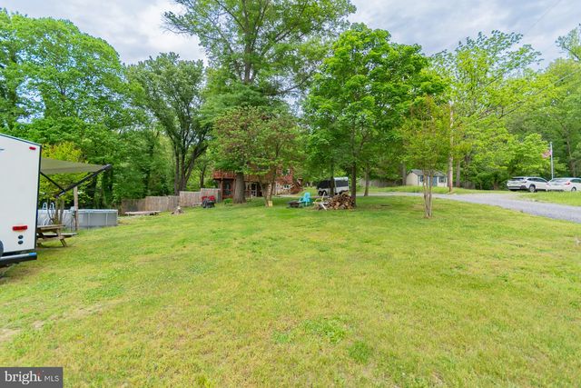 475 GRAY FOX RD, Harpers Ferry, WV 25425