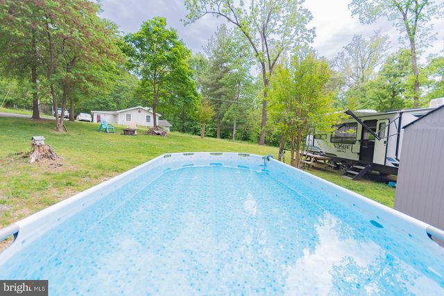 475 GRAY FOX RD, Harpers Ferry, WV 25425