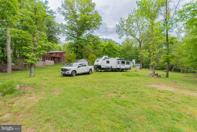 475 GRAY FOX RD, Harpers Ferry, WV 25425