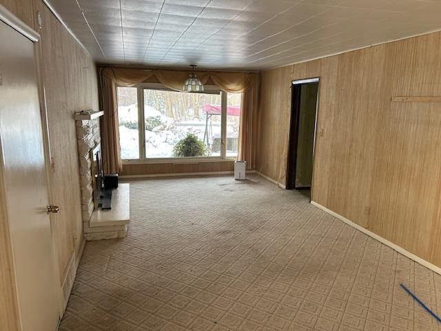 12109 White Oak Drive, Crown Point, IN 46307