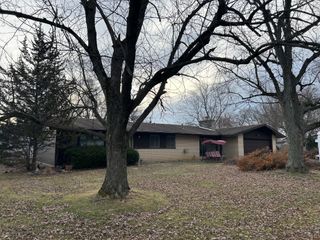 12109 White Oak Drive, Crown Point, IN 46307