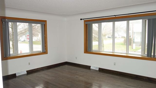 2009 16th Street, Bay City, MI 48708