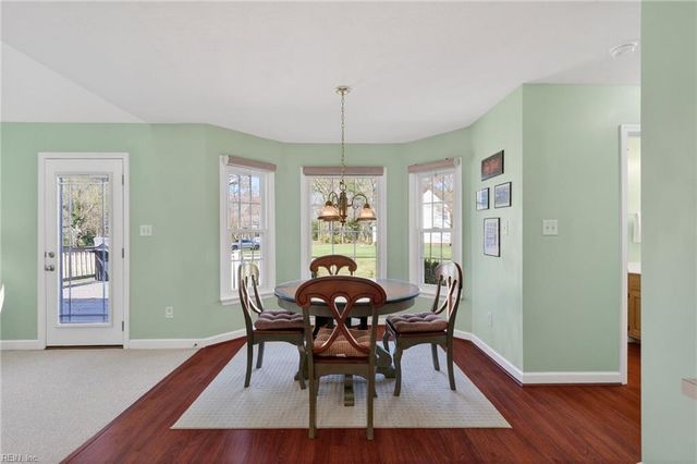 203 Winterberry LN, Smithfield, VA 23430