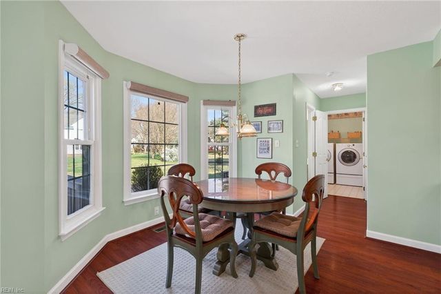 203 Winterberry LN, Smithfield, VA 23430