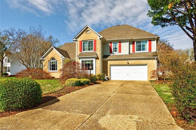 203 Winterberry LN, Smithfield, VA 23430