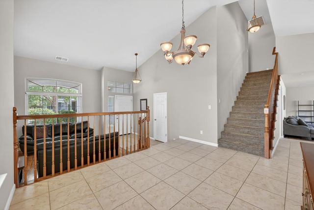 1525 Rainbow Trout St, Roseville, CA 95747