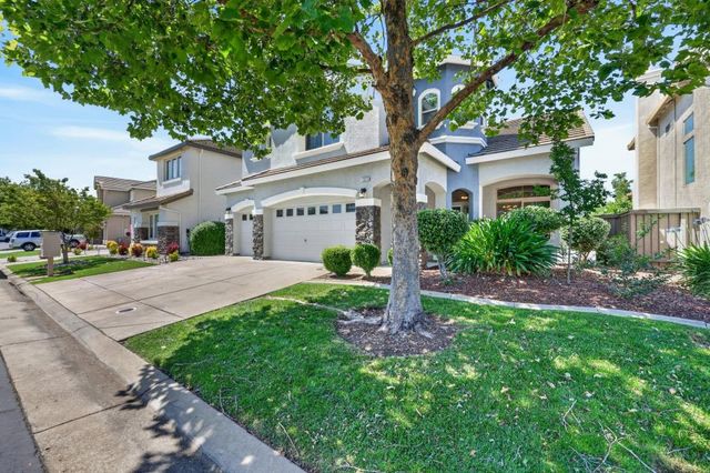 1525 Rainbow Trout St, Roseville, CA 95747