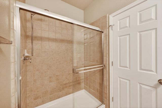 1525 Rainbow Trout St, Roseville, CA 95747
