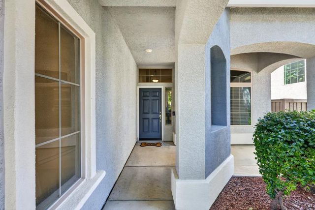 1525 Rainbow Trout St, Roseville, CA 95747